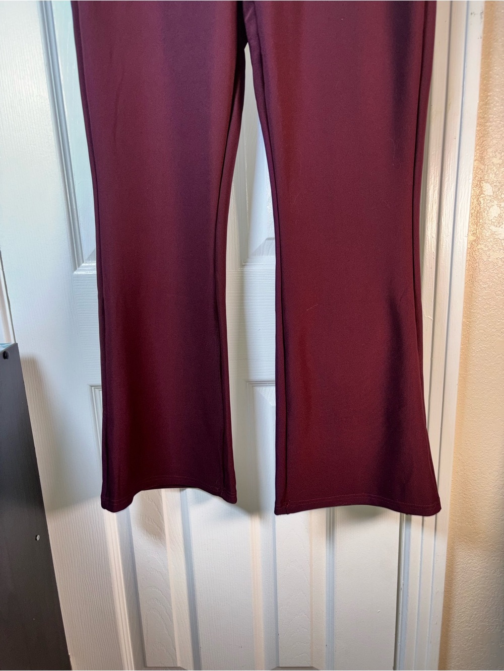 NWT Women's Stretch Bootcut Pants in Burgundy - Picture 2 of 10